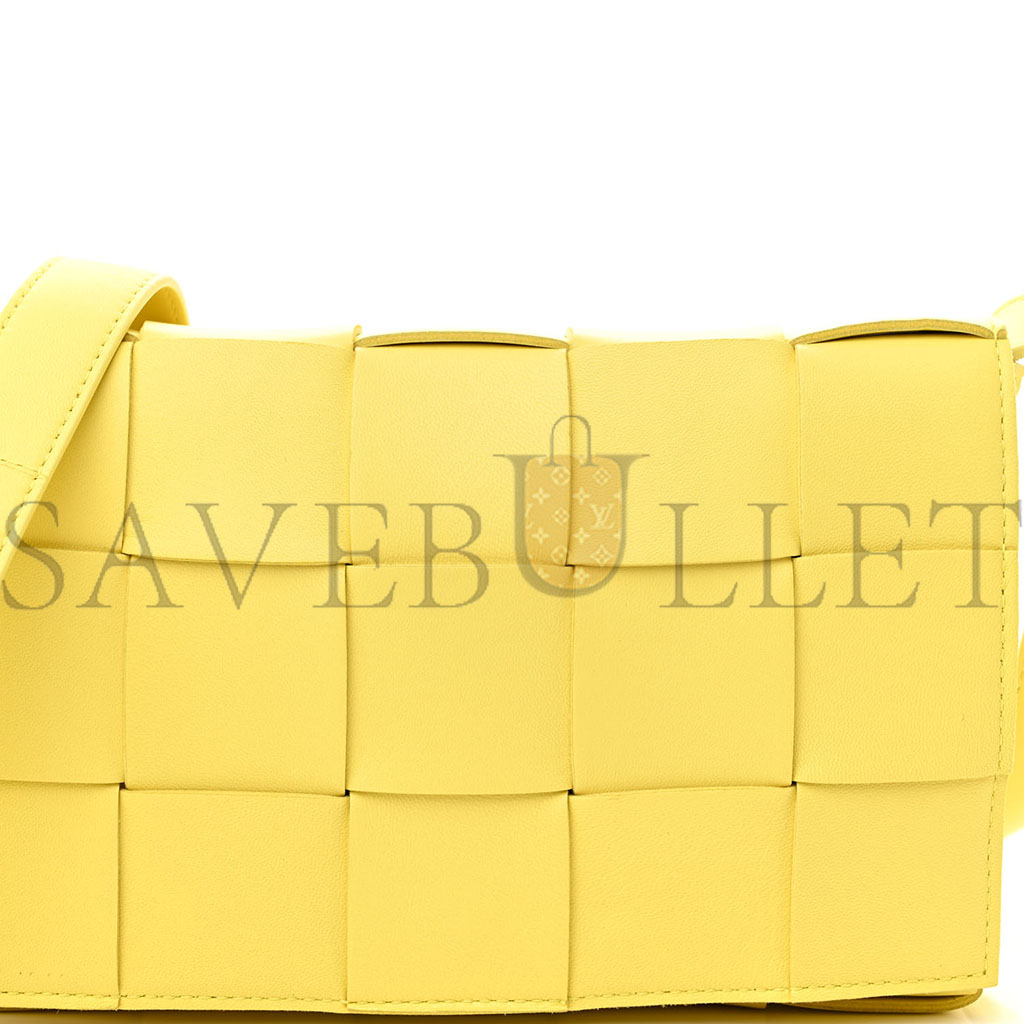 BOTTEGA VENETA NAPPA MAXI INTRECCIO CASSETTE BAG LEMONADE (23*15*5.5cm)