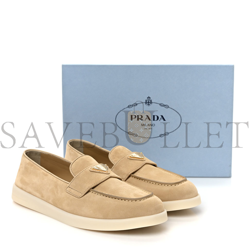 PRADA VITELLO SCAMOSCIATO METAL TRIANGLE LOGO SAINT TROPEZ 25MM LOAFERS 40 ECRU