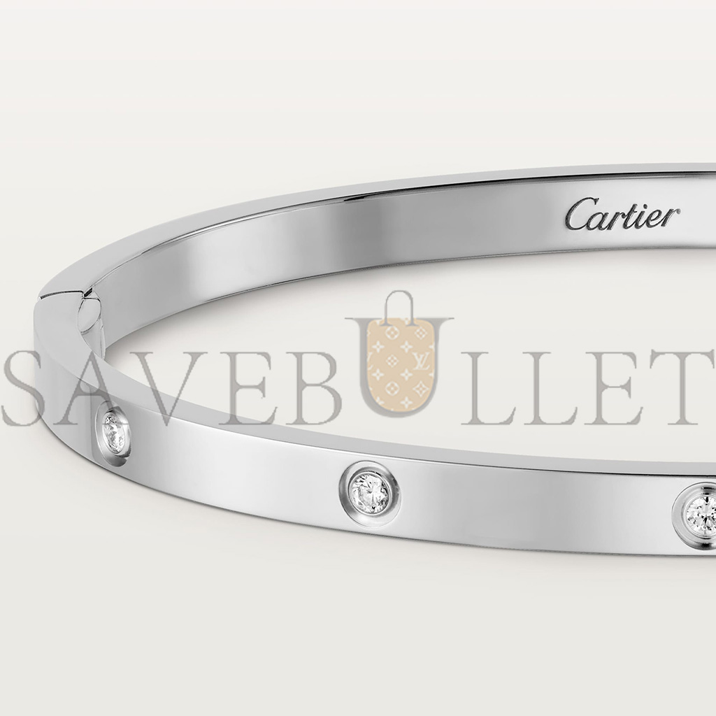 CARTIER  LOVE BRACELET, SMALL MODEL, 10 DIAMONDS B6048017