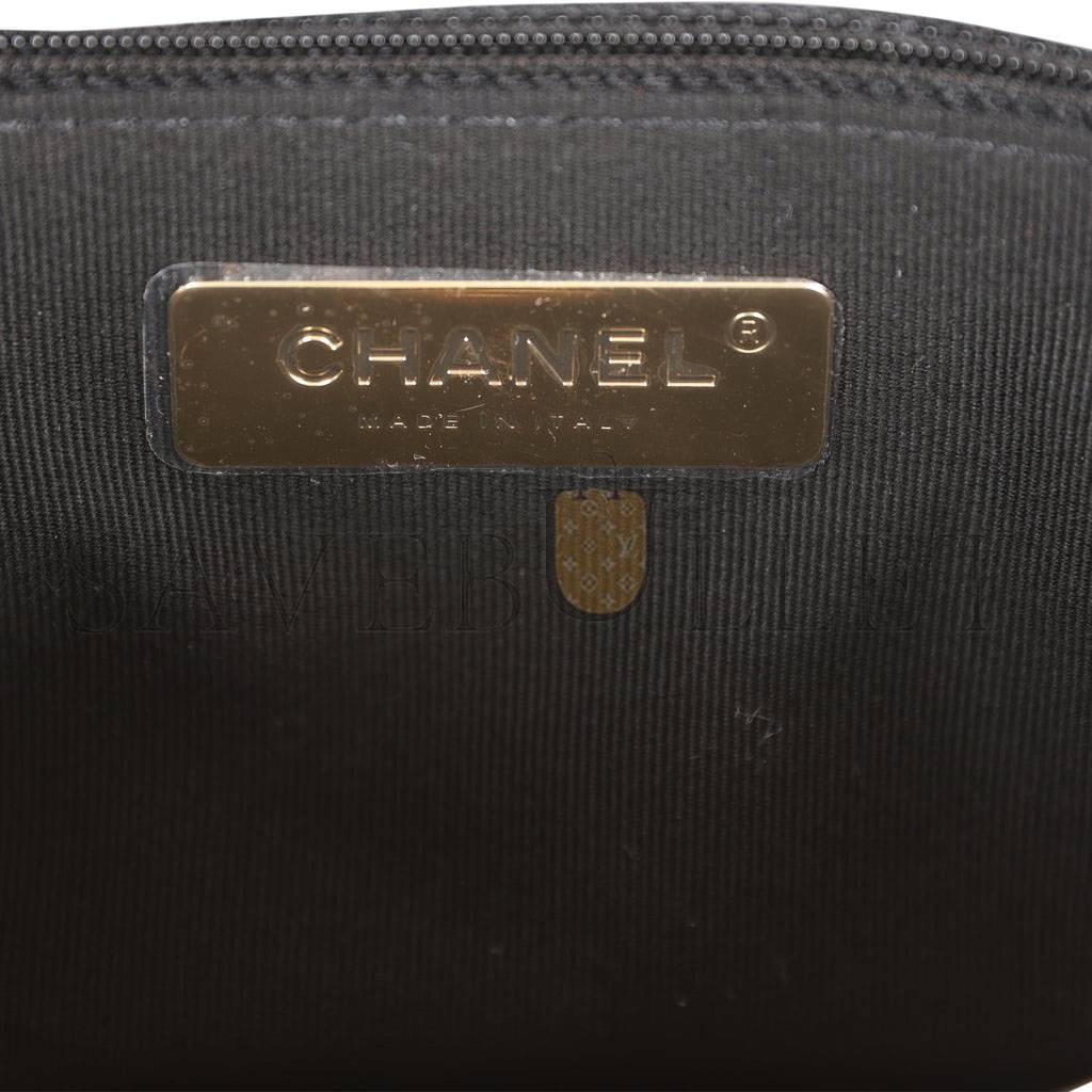 CHANEL MEDIUM 19 FLAP BAG WHITE CALFSKIN MIXED HARDWARE (25*16*9cm)