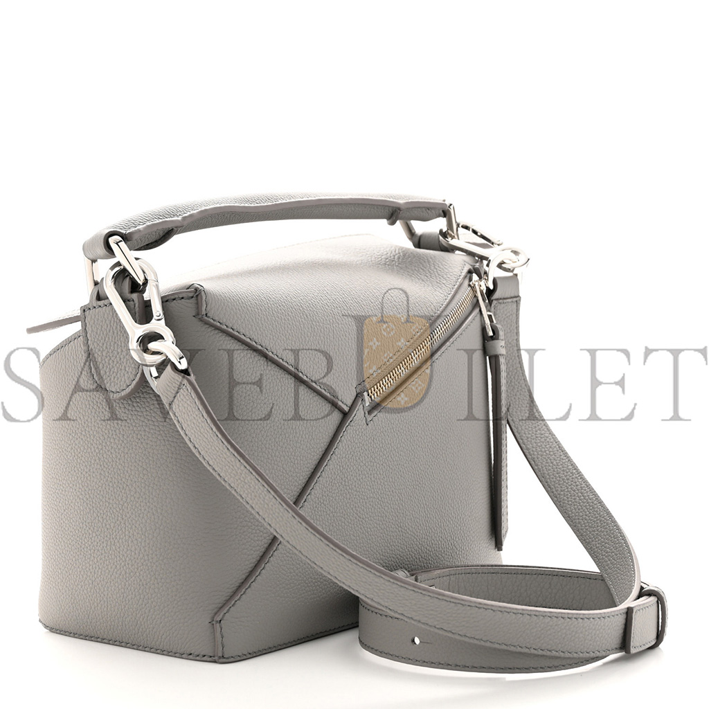 LOEWE CALFSKIN SMALL PUZZLE EDGE BAG PEARL GREY (24*15*11cm)