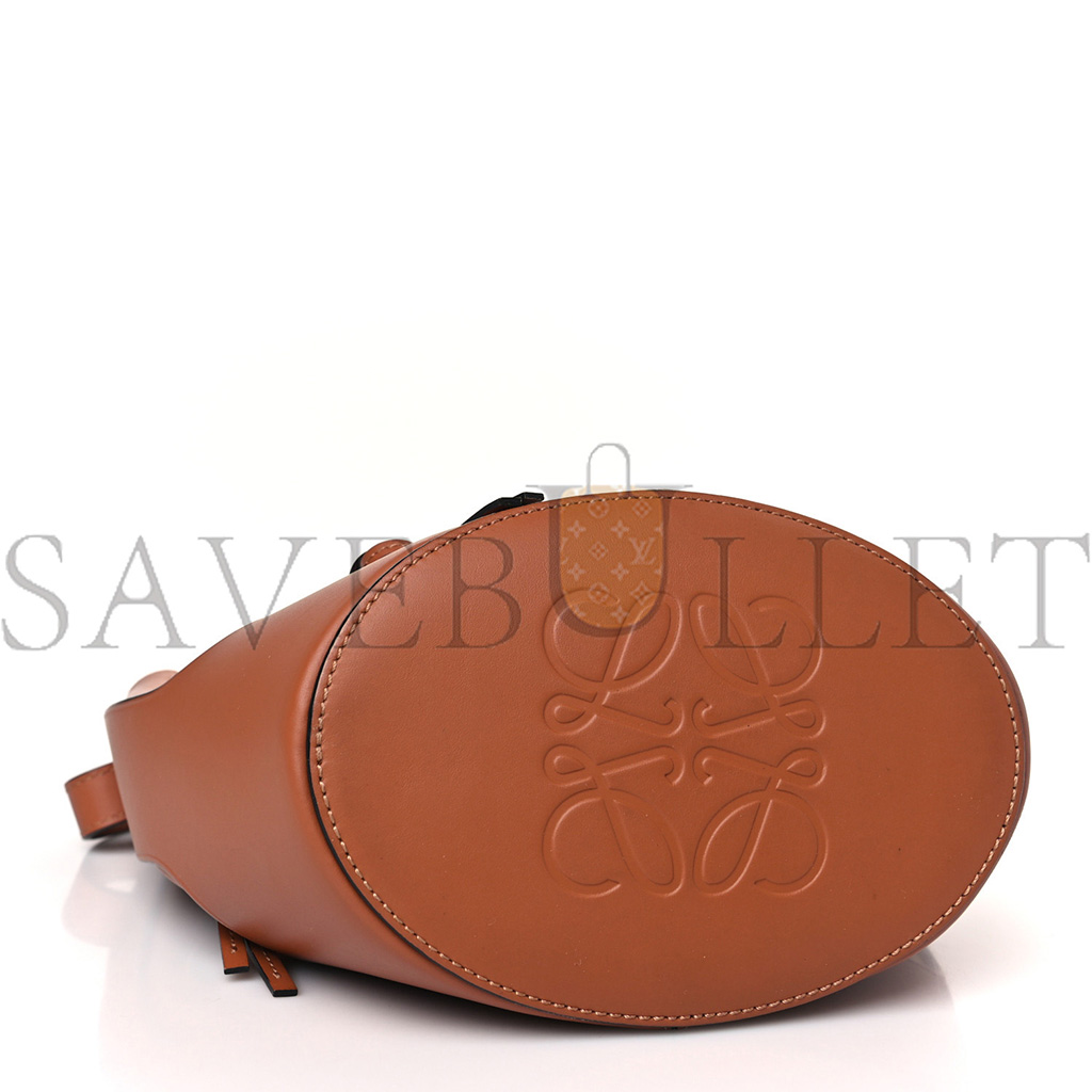 LOEWE CALFSKIN BALLOON BUCKET BAG TAN (29*22*20cm)