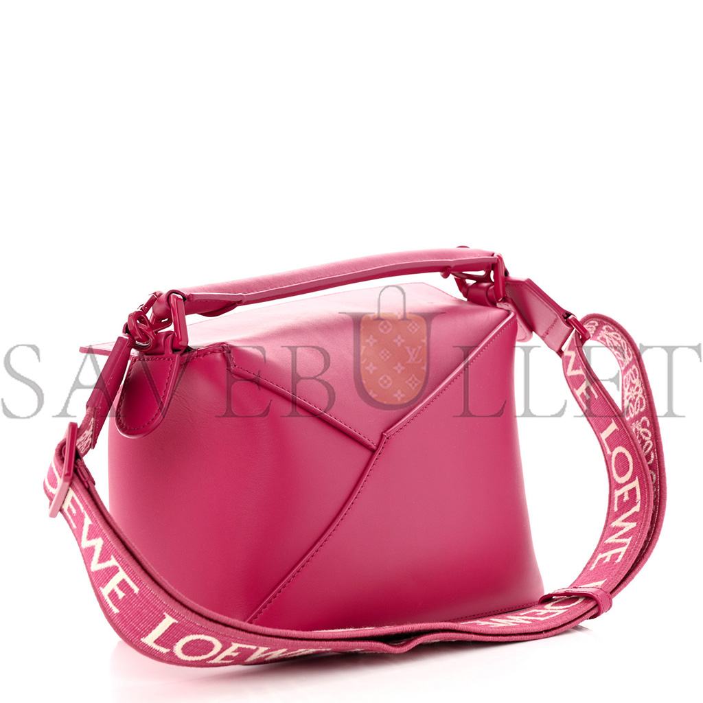 LOEWE SATIN CALFSKIN MONOCHROME SMALL PUZZLE EDGE BAG RUBY RED GLAZE (24*16.5*10.5cm)