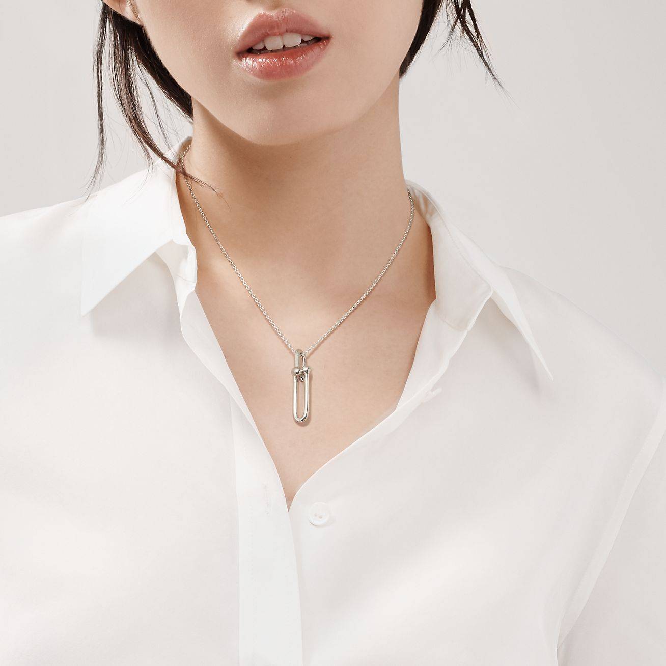 TIFFANY HARDWEAR LINK PENDANT